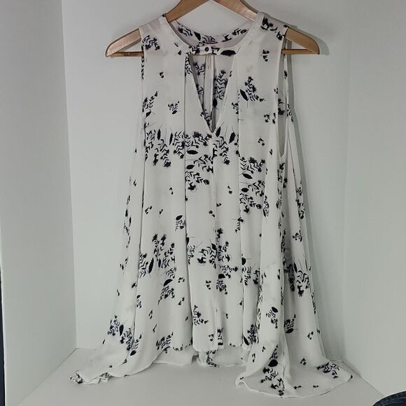 Free People Swing White Blue Floral Tunic Tank Dress Size S - Picture 1 of 6
